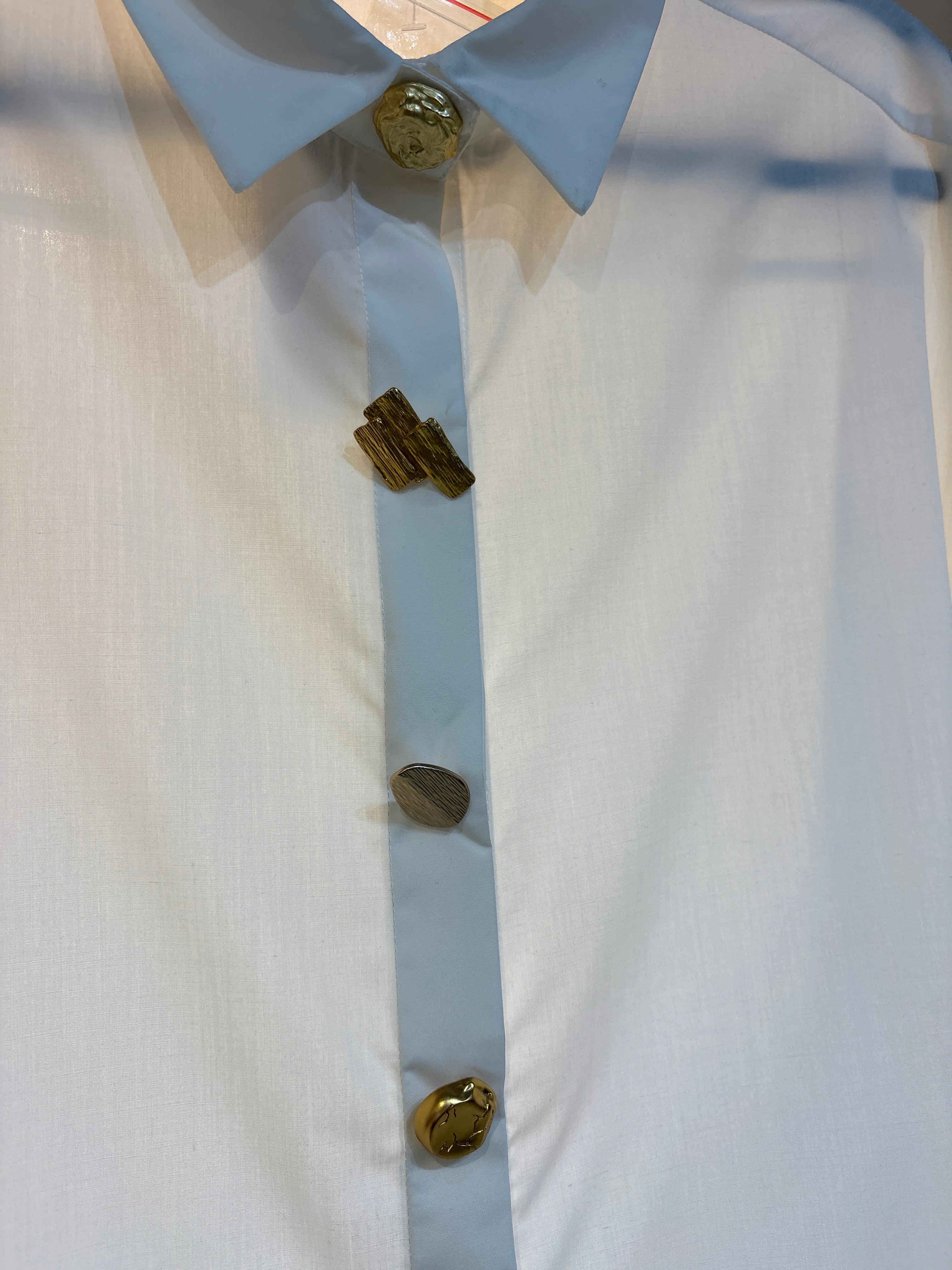 Malissa J WF2604 Dipped Hem Shirt – One Size (Available in White or Black)