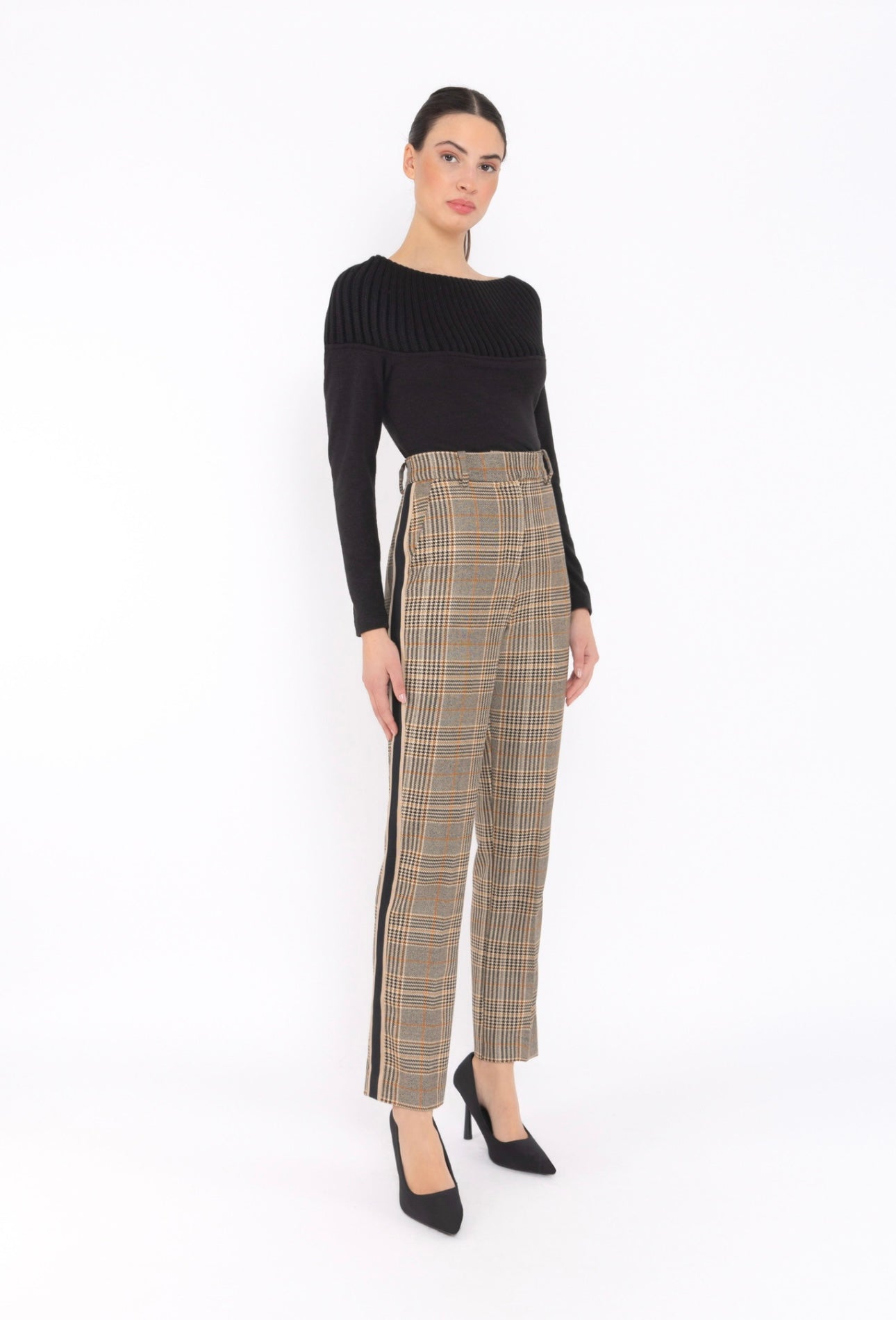 Arggido Plaid Trousers Style 49023 – Modern Tailored Chic
