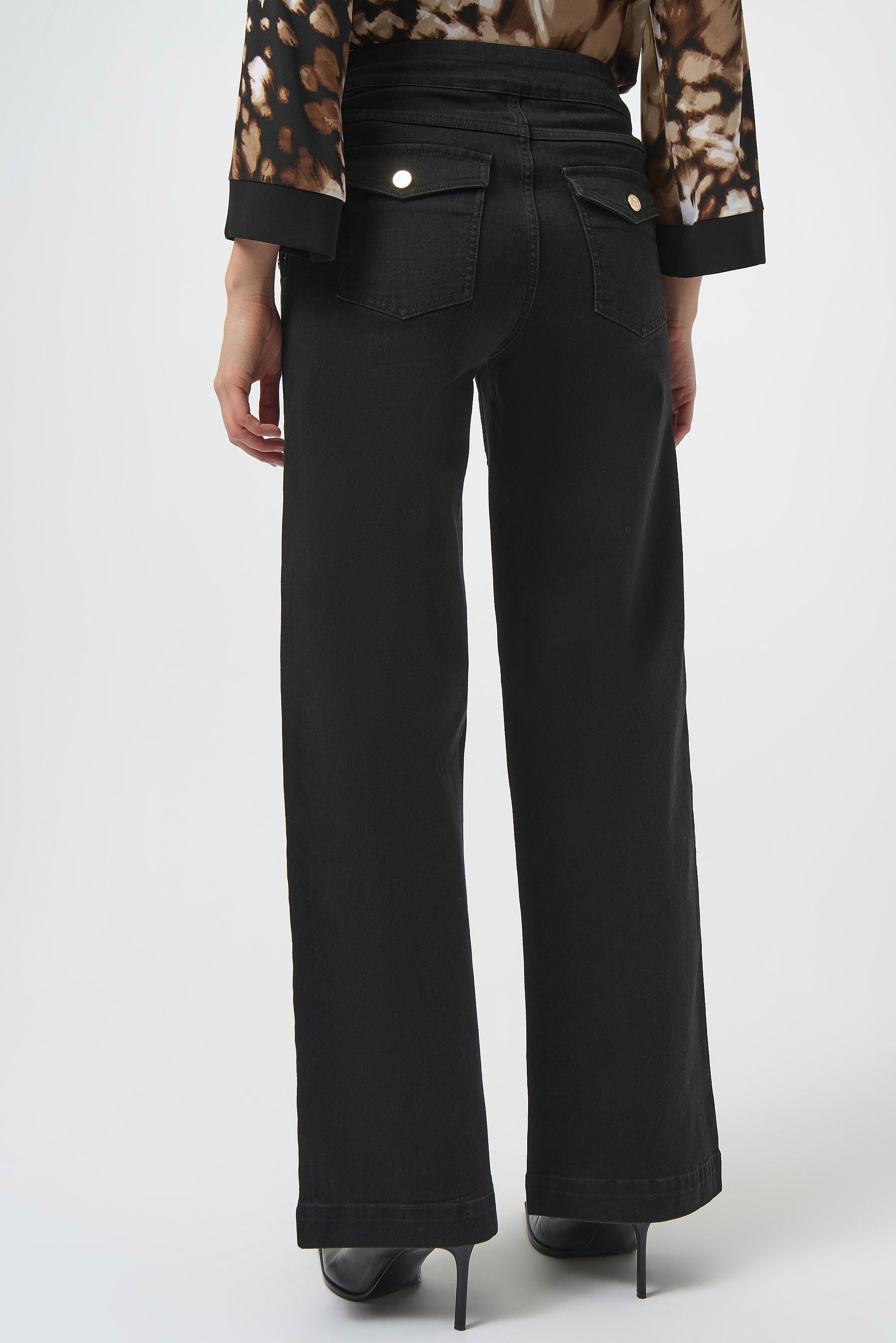 Pre-order - Joseph Ribkoff Classic Wide Leg Pull-On Jeans
254963 in Black