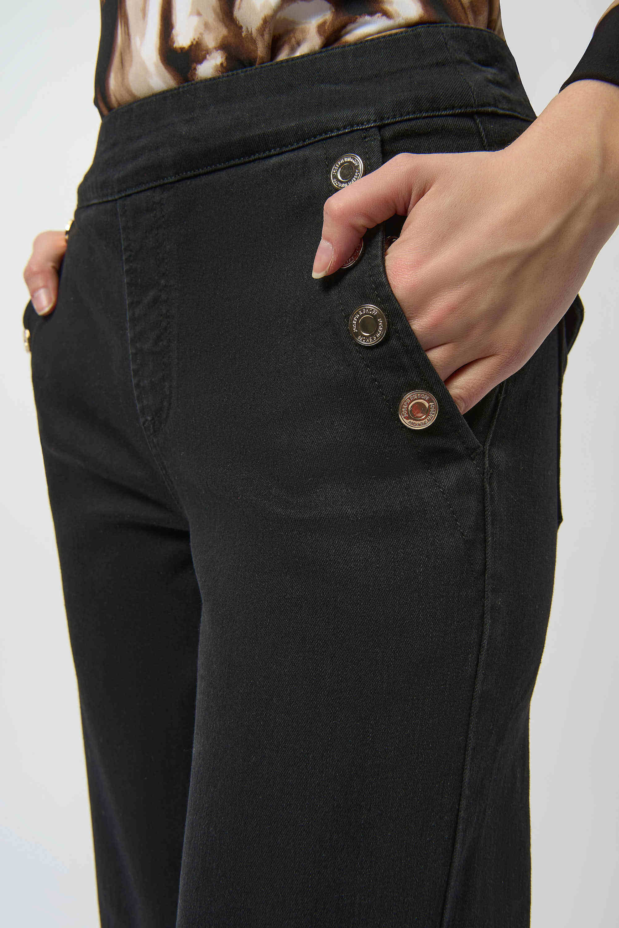 Pre-order - Joseph Ribkoff Classic Wide Leg Pull-On Jeans
254963 in Black