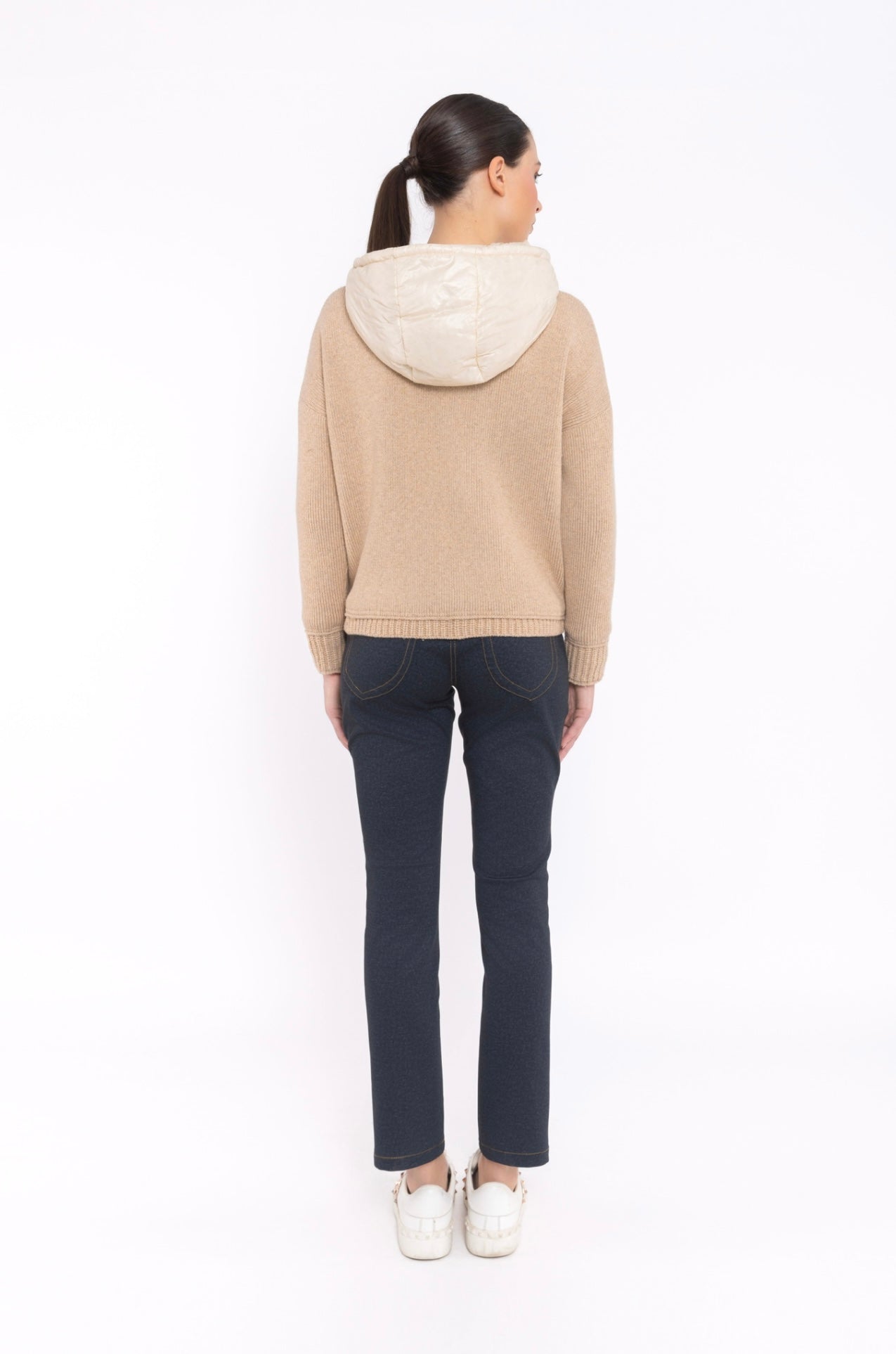 Arggido Camel Hooded Cardigan Style 49092 – Casual Luxe Comfort