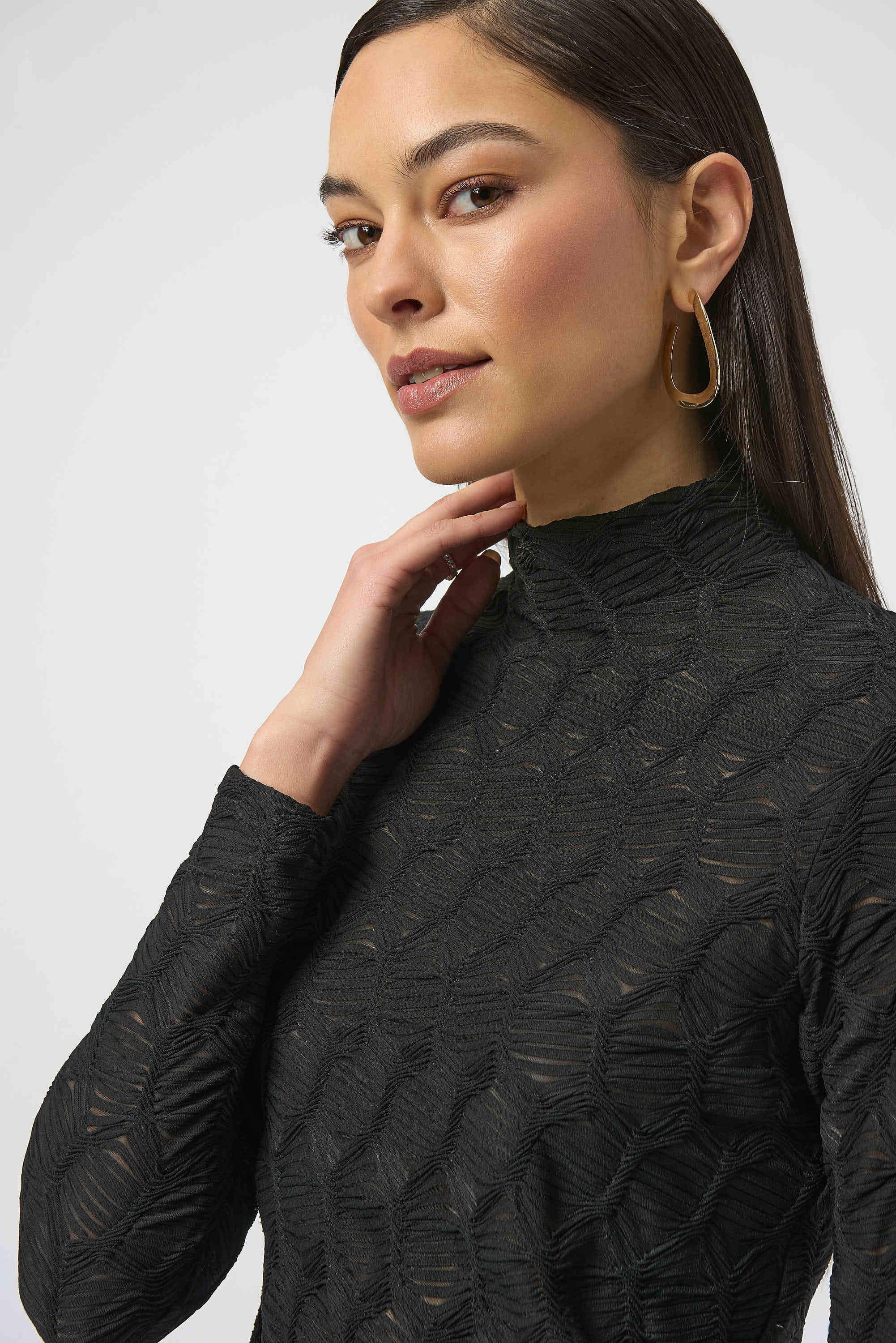 Joseph Ribkoff Textured Knit Fitted Top
254128