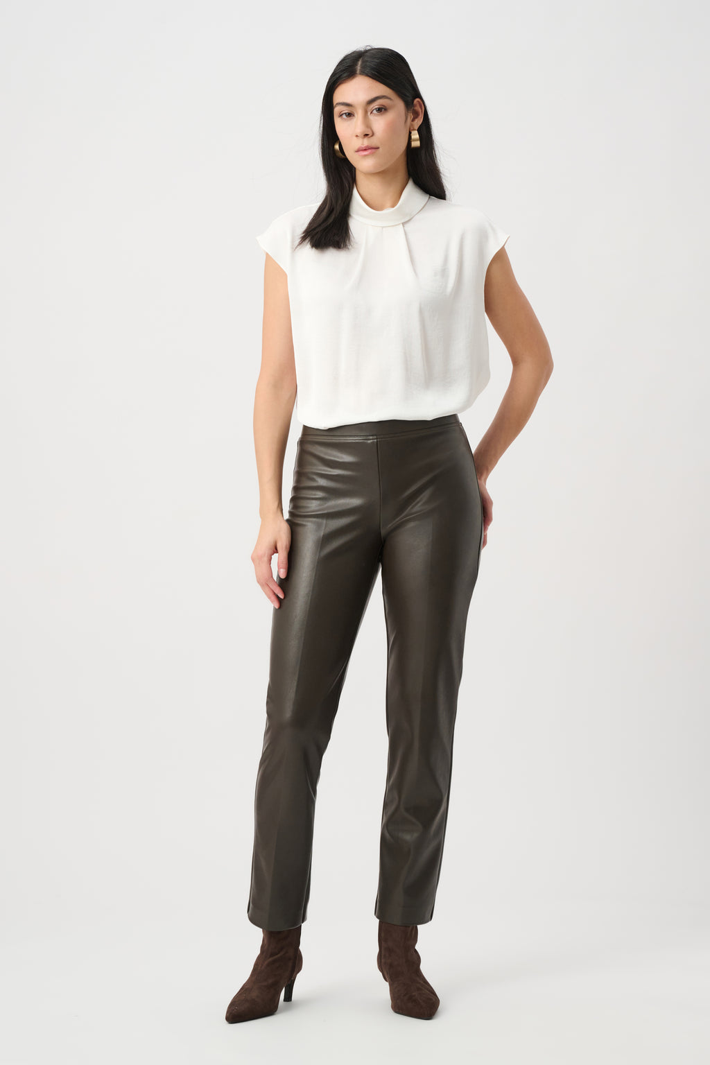 Joseph Ribkoff Bonded Leatherette Straight Pull-On Pants
263232 Mocha