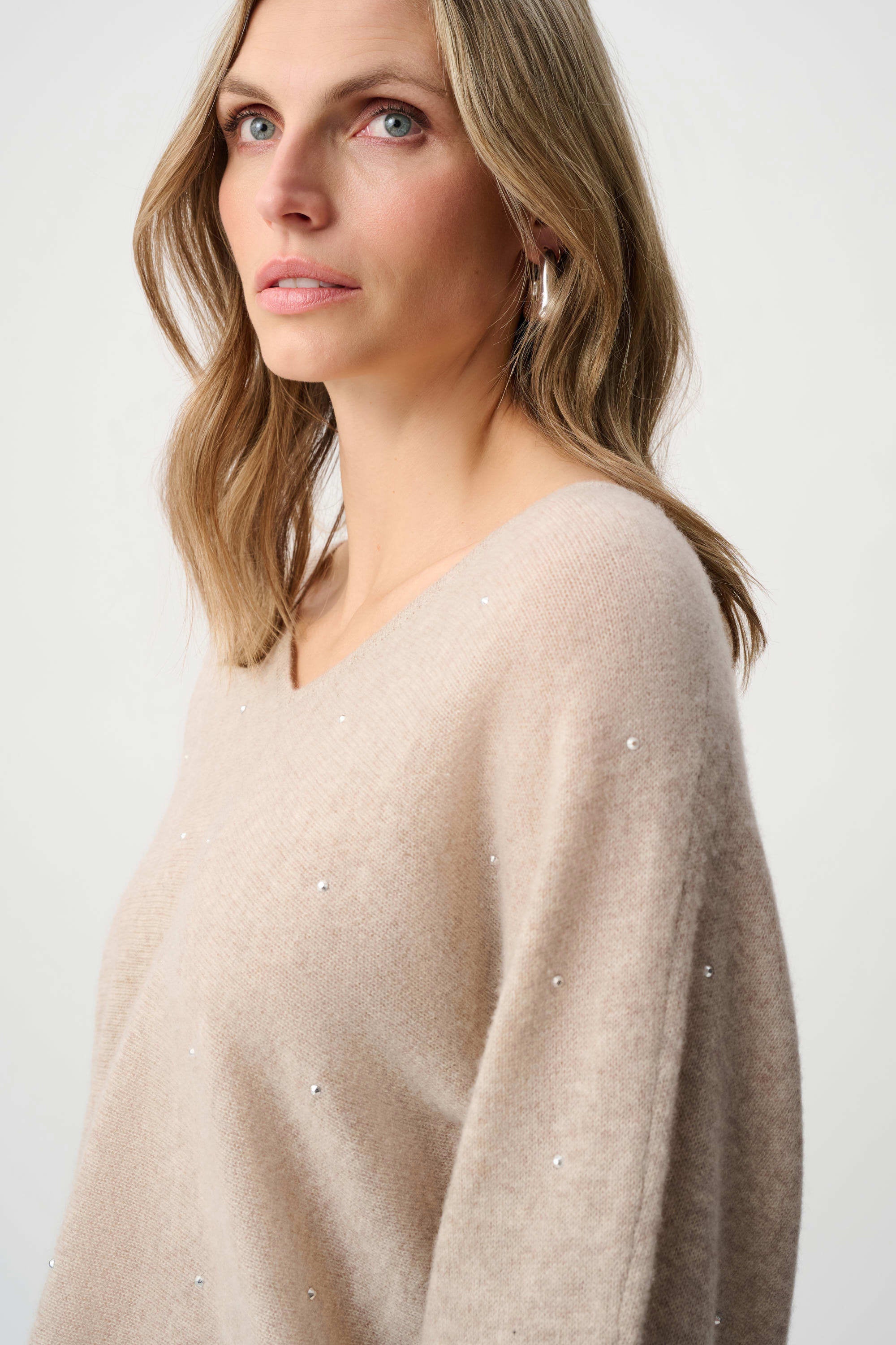 Joseph Ribkoff Cashmere Boxy Sweater With Rhinestone Detail
263940 Oatmeal Melange