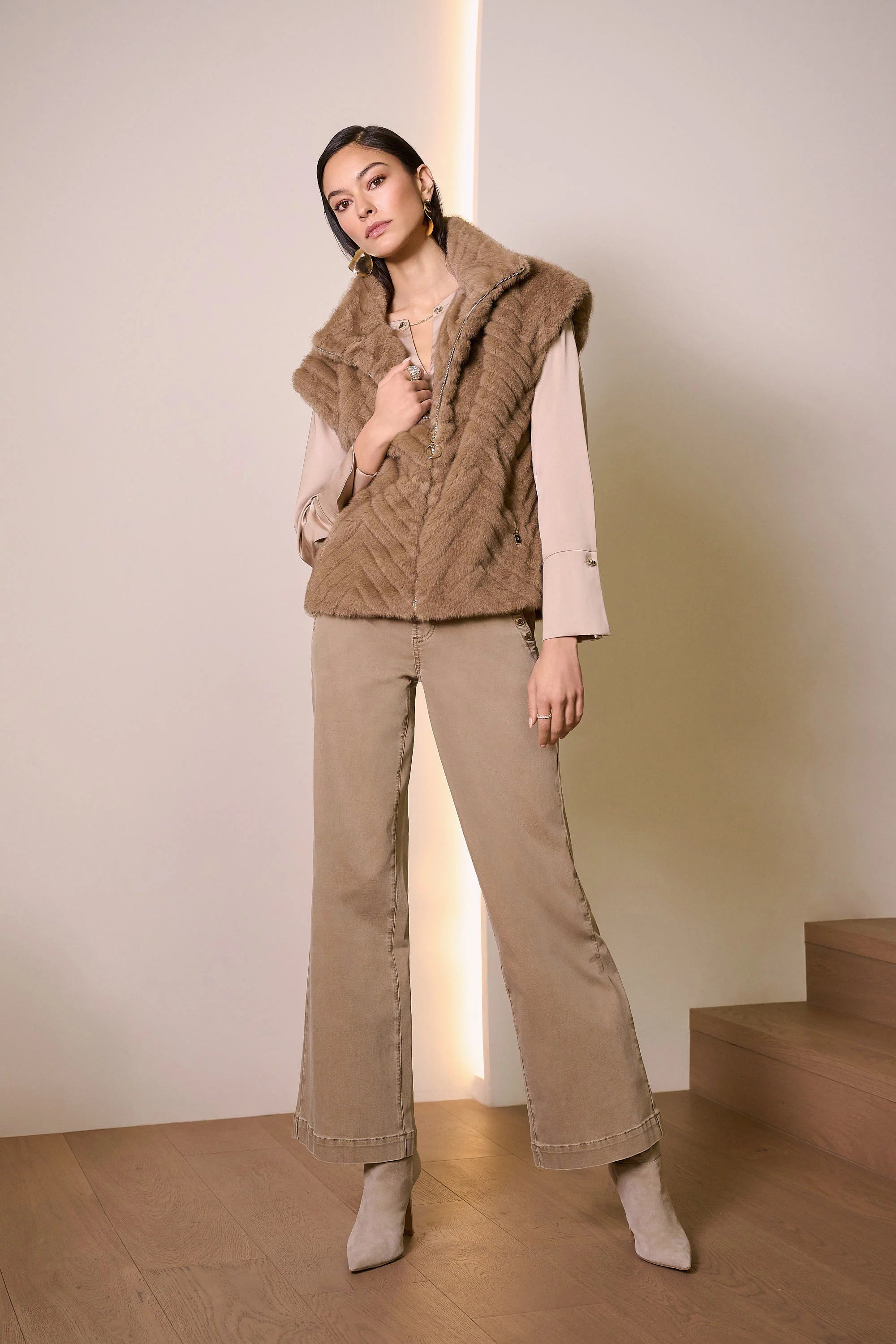 Joseph Ribkoff Classic Wide Leg Pull-On Jeans
254919 in Fawn