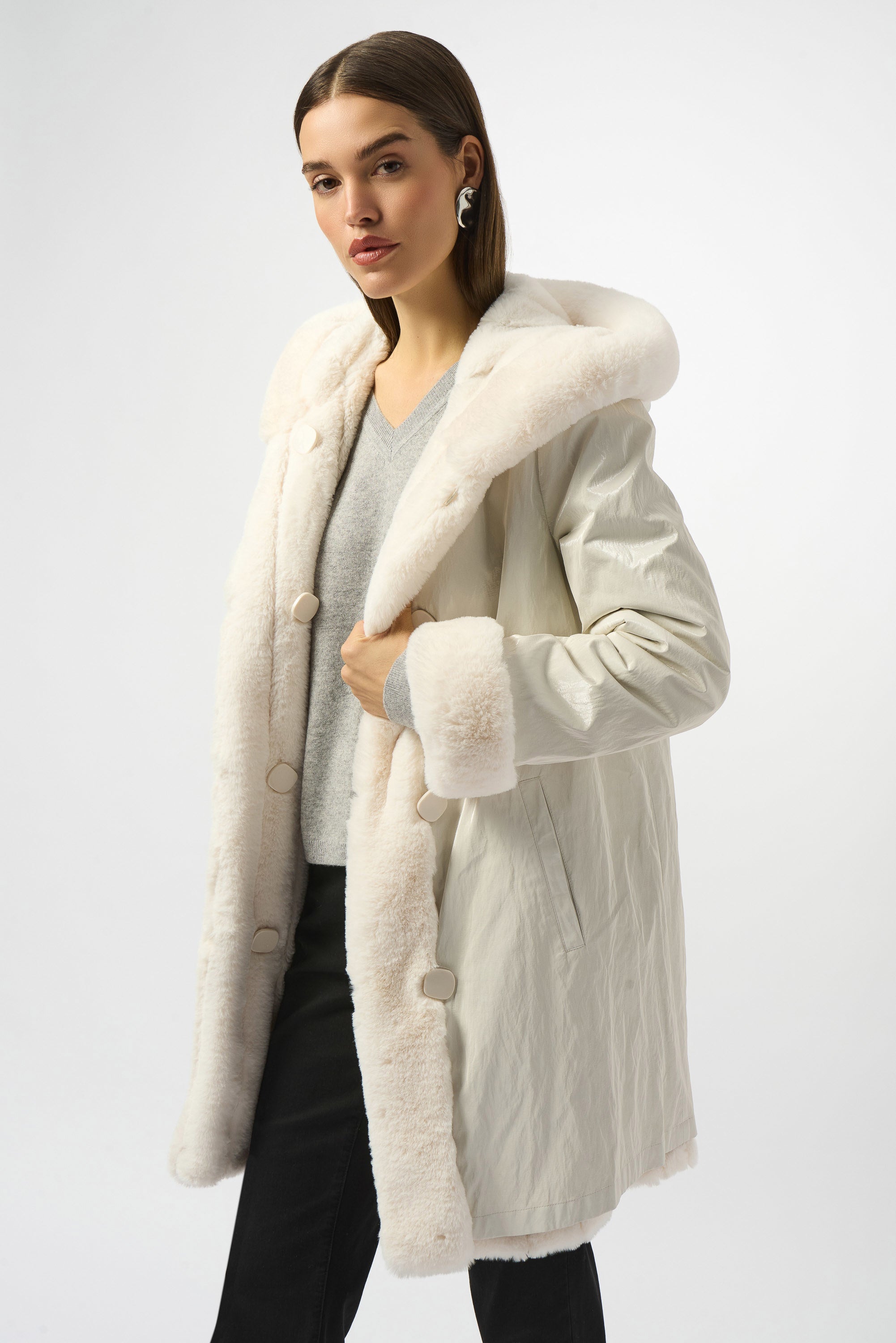 Joseph Ribkoff Faux Fur Reversible Hooded Coat
253926 in Vanilla