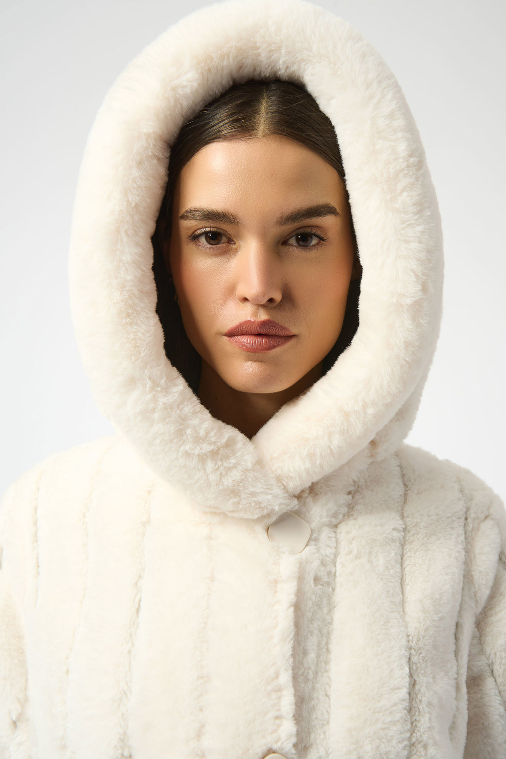 Joseph Ribkoff Faux Fur Reversible Hooded Coat
253926 in Vanilla