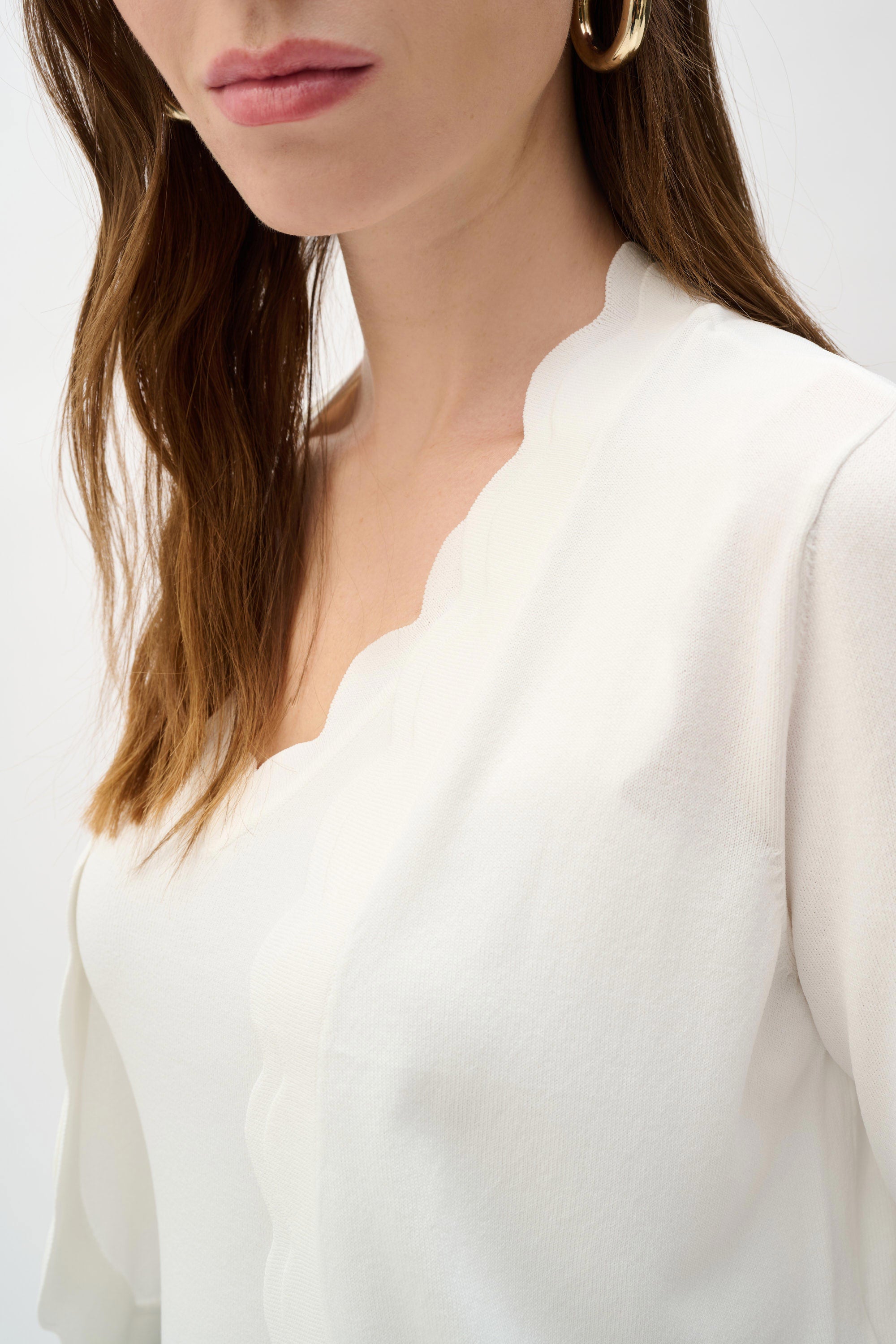 Viscose Sweater Knit Fitted Bolero Cardigan
262923 In Vanilla