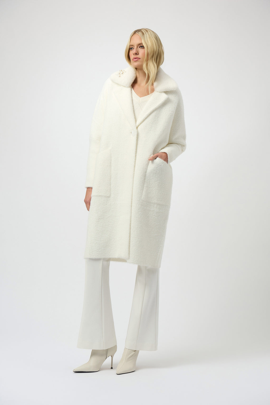 Pre- Order - Joseph Ribkoff Feather Yarn and Faux Fur Sweater Coat
254954 in Winter White