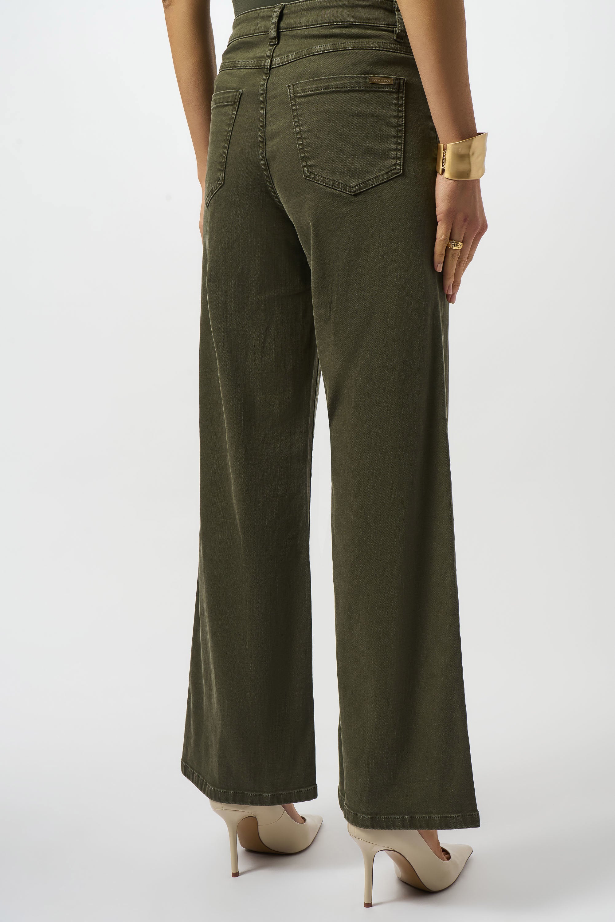 Joseph Ribkoff Goldie | Classic Wide-Leg Stretch Denim Jeans
253950 in Advocado