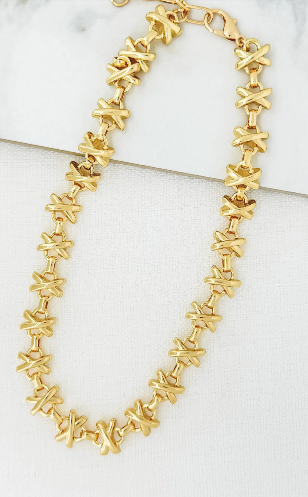 Envy Jewellery 4557/GD/N/N – Short Gold Cross Design Necklace