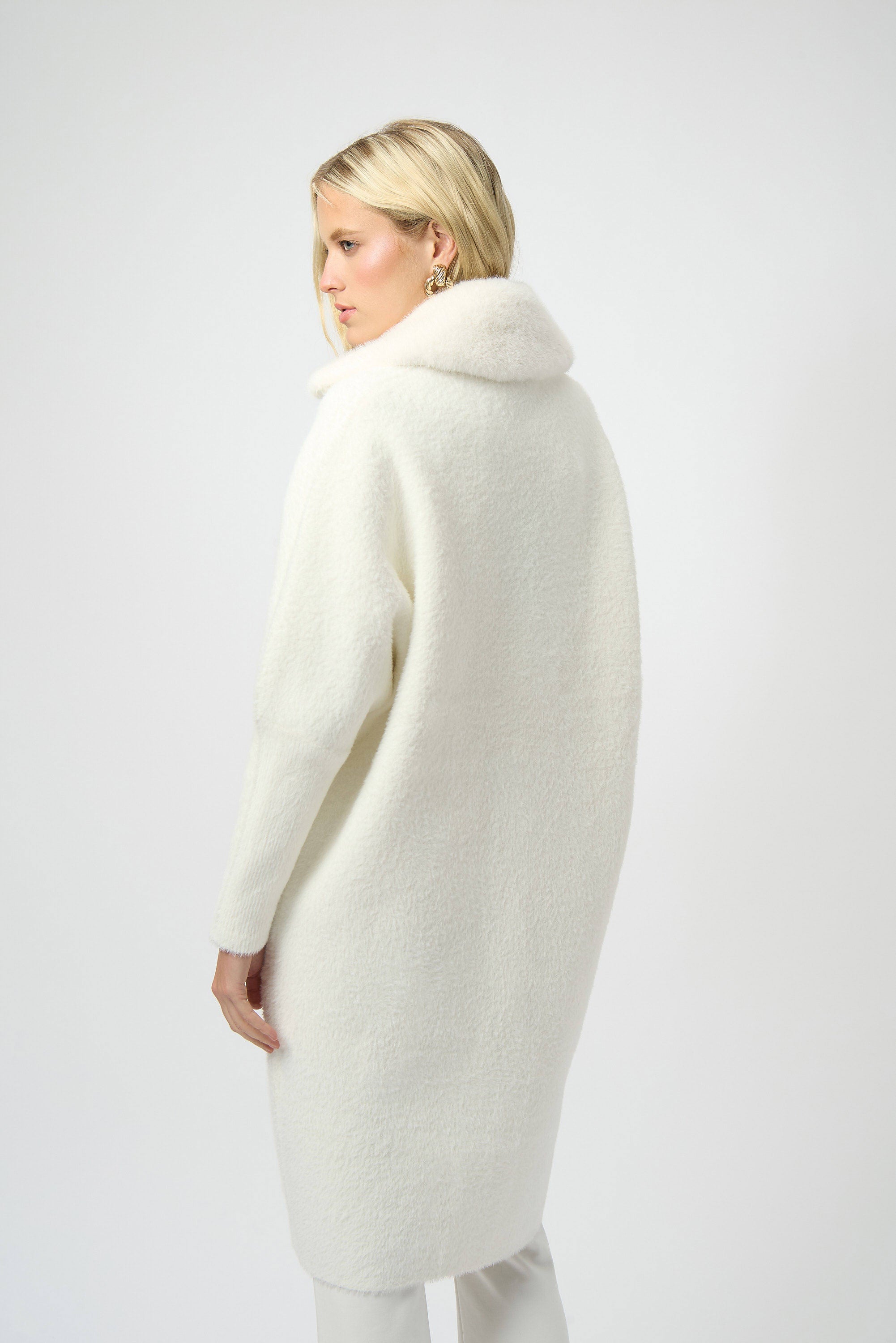 Pre- Order - Joseph Ribkoff Feather Yarn and Faux Fur Sweater Coat
254954 in Winter White