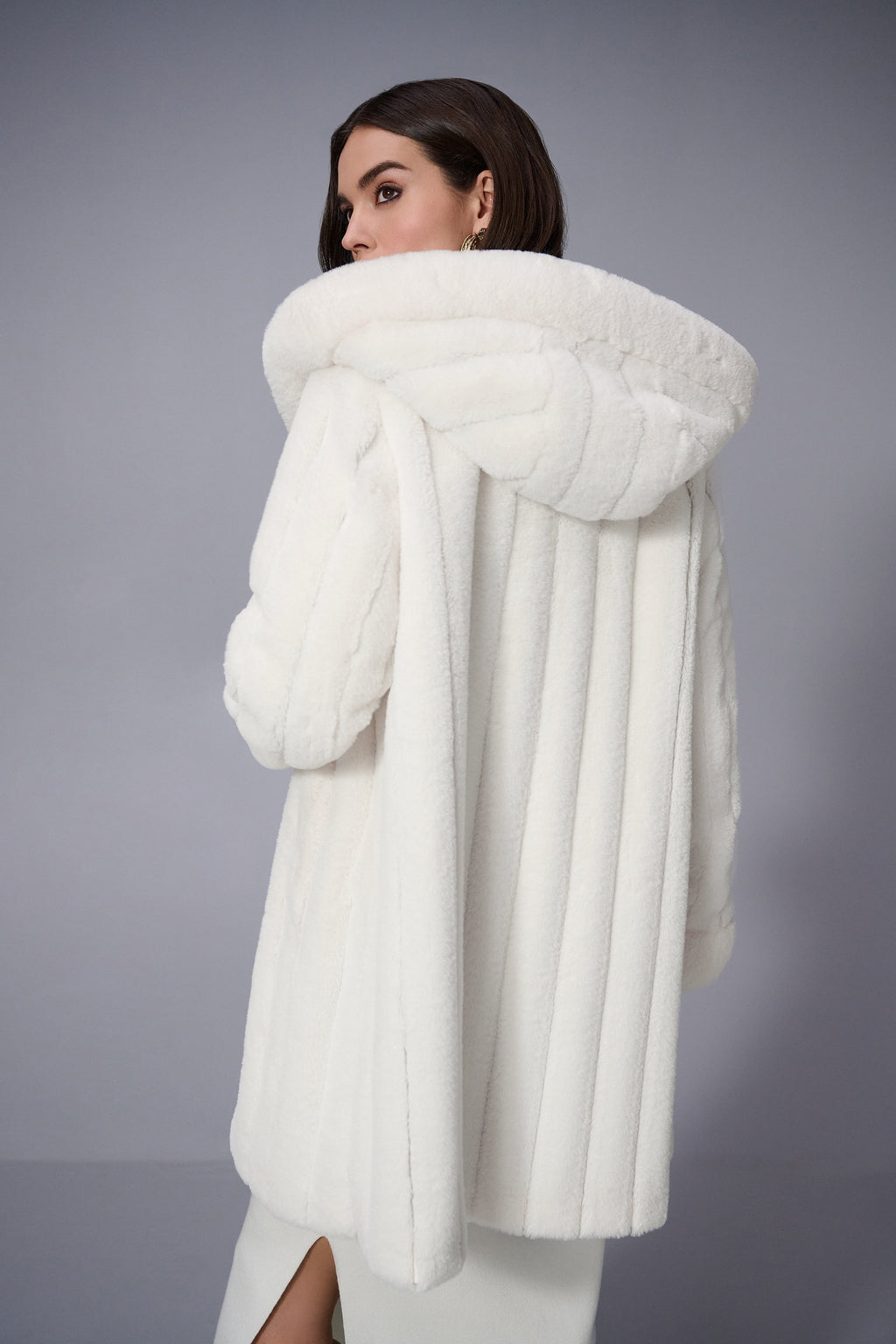 Joseph Ribkoff Faux Fur Reversible Hooded Coat
253926 in Vanilla