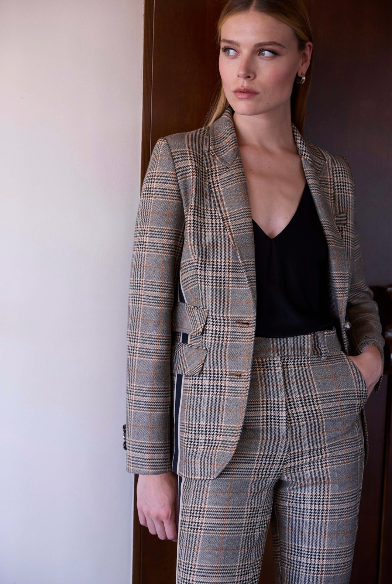 Arggido Plaid Jacket Style 49022 – Tailored Elegance