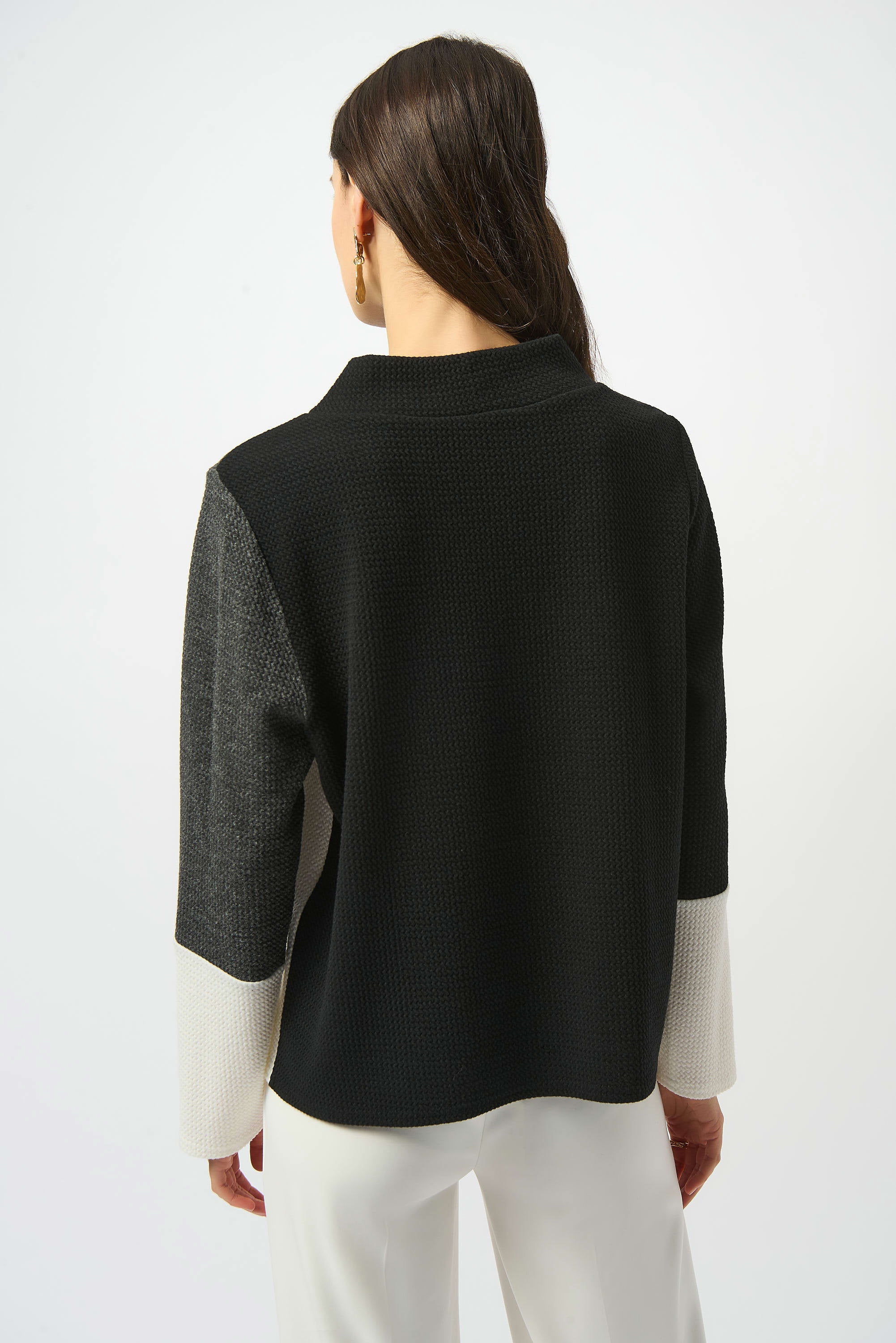 Joseph Ribkoff Jacquard Knit Colour-Block Boxy Top
253236