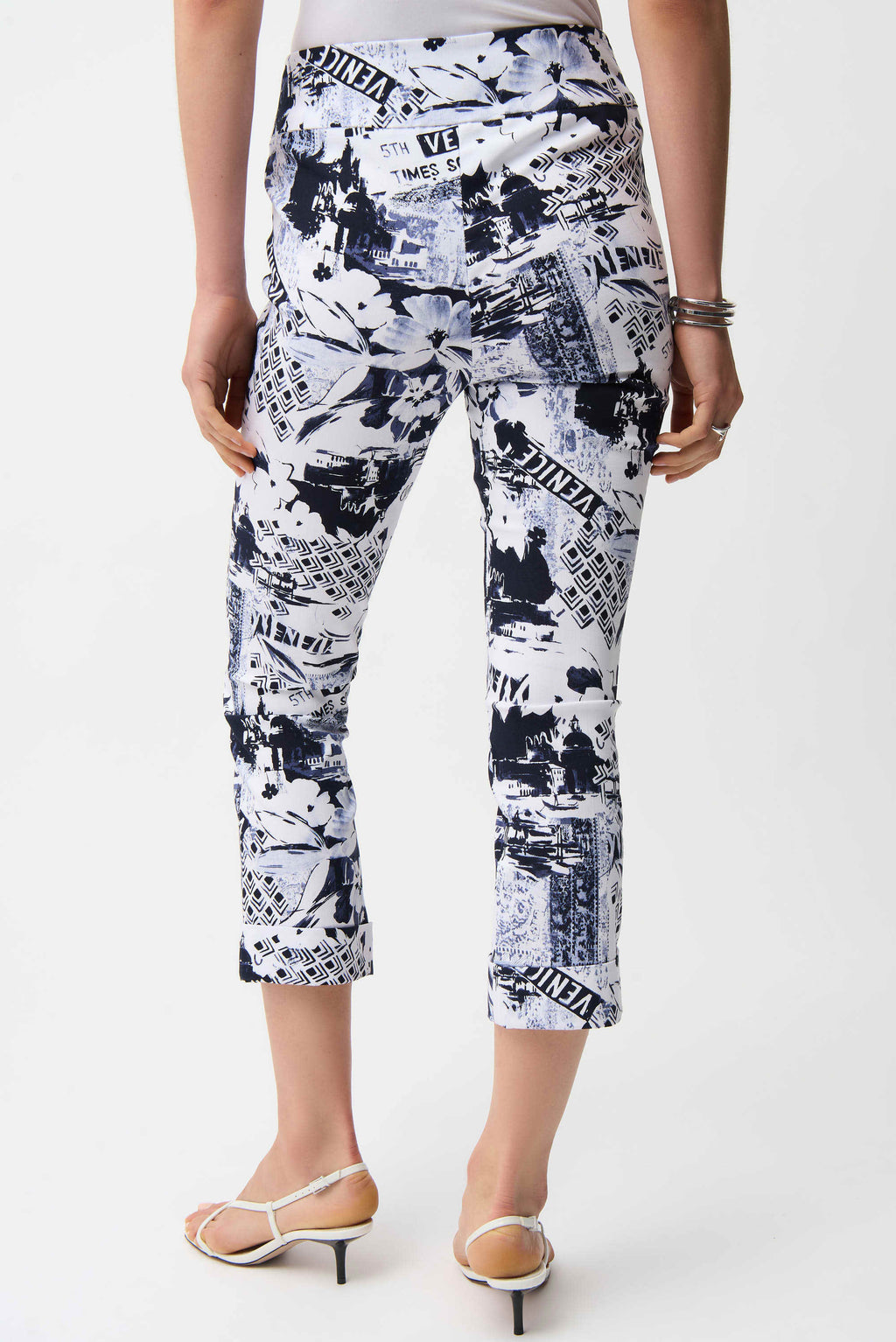 Joseph Ribkoff Millennium Conversational Print Crop Pull-On Pants
261187