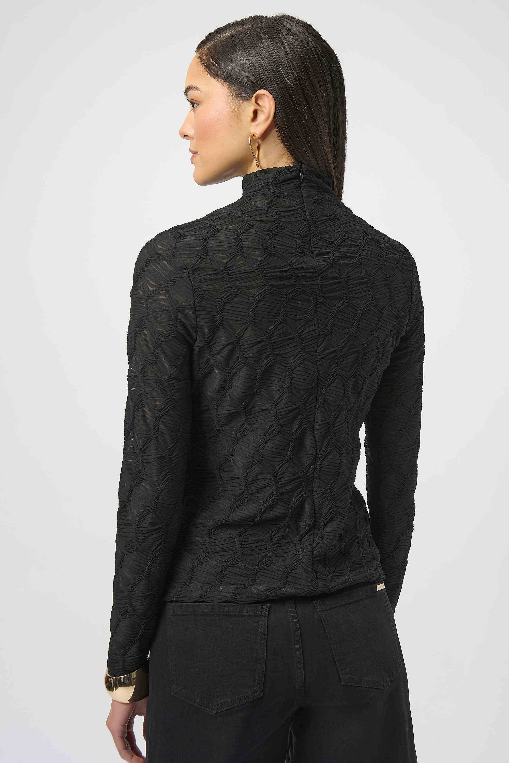Joseph Ribkoff Textured Knit Fitted Top
254128