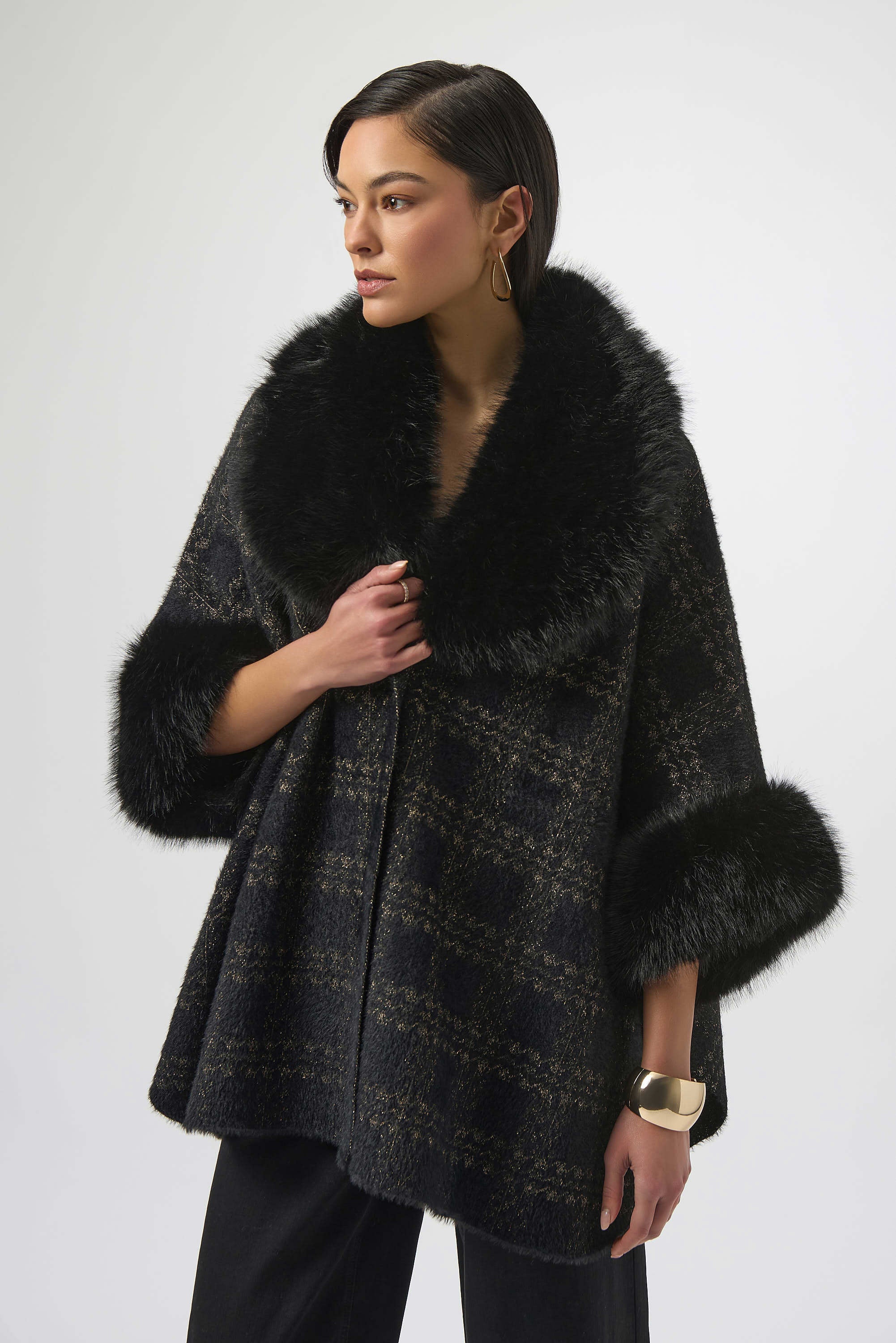 Joseph Ribkoff Jacquard Sweater Knit Cape with Faux Fur Accents
254934 One Size
