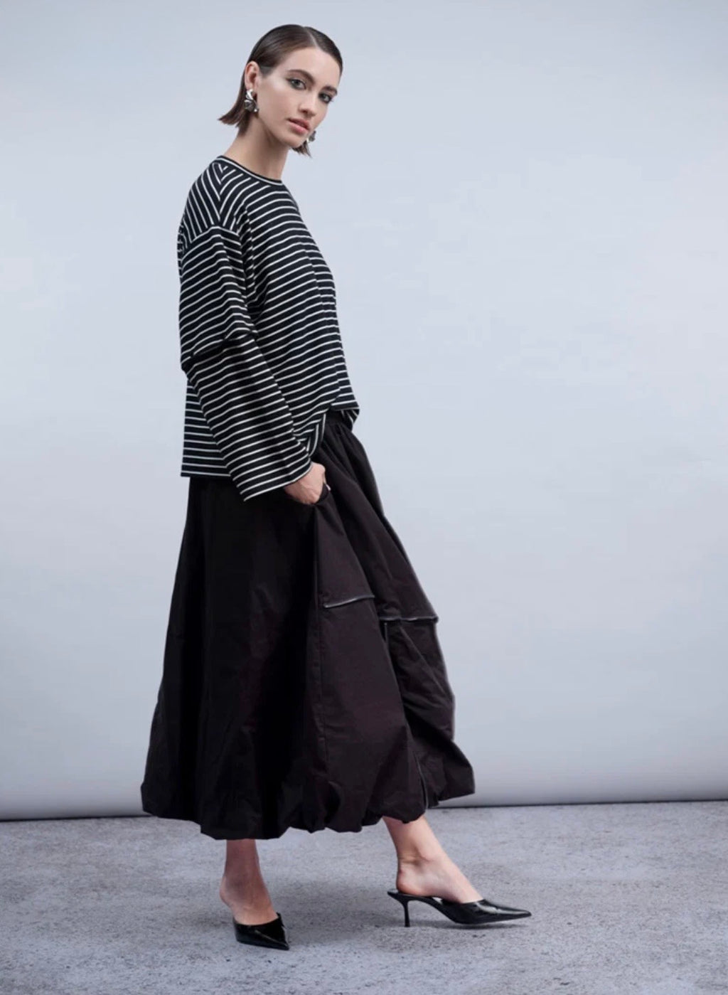 HAAKO Black Bubble Hem Skirt H2005
