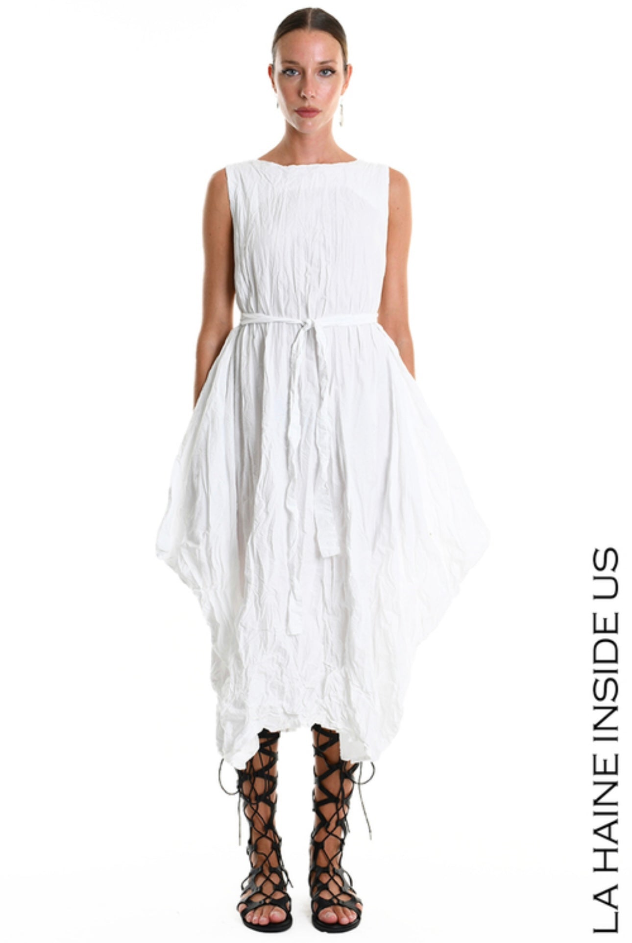 La Haine Inside Us Over Flared Crumpled Cotton Dress – Style W5378 Beige / White