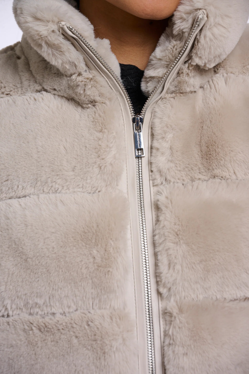 Rino & Pelle May Faux Fur Gilet – Stone