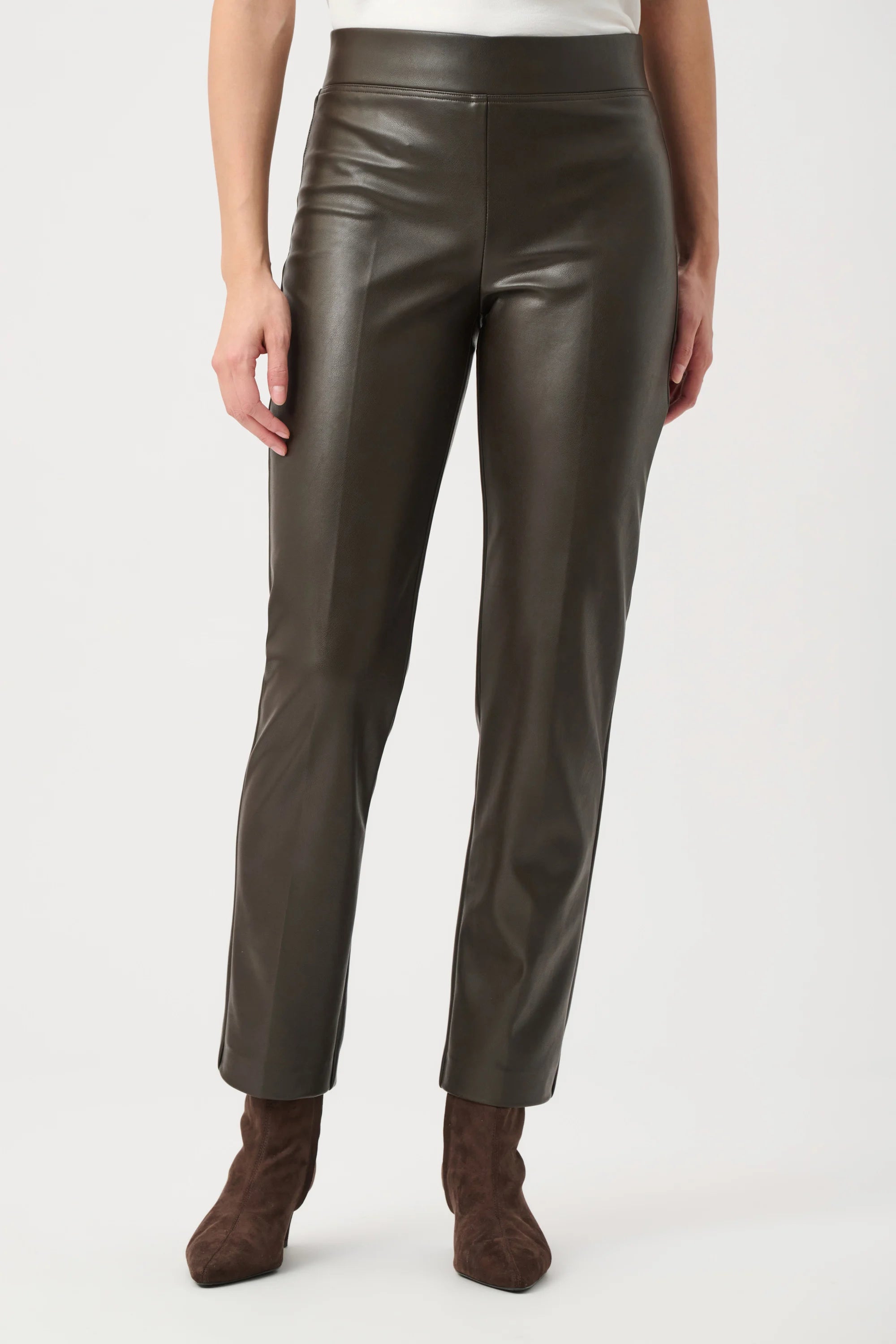 Joseph Ribkoff Bonded Leatherette Straight Pull-On Pants
263232 Mocha