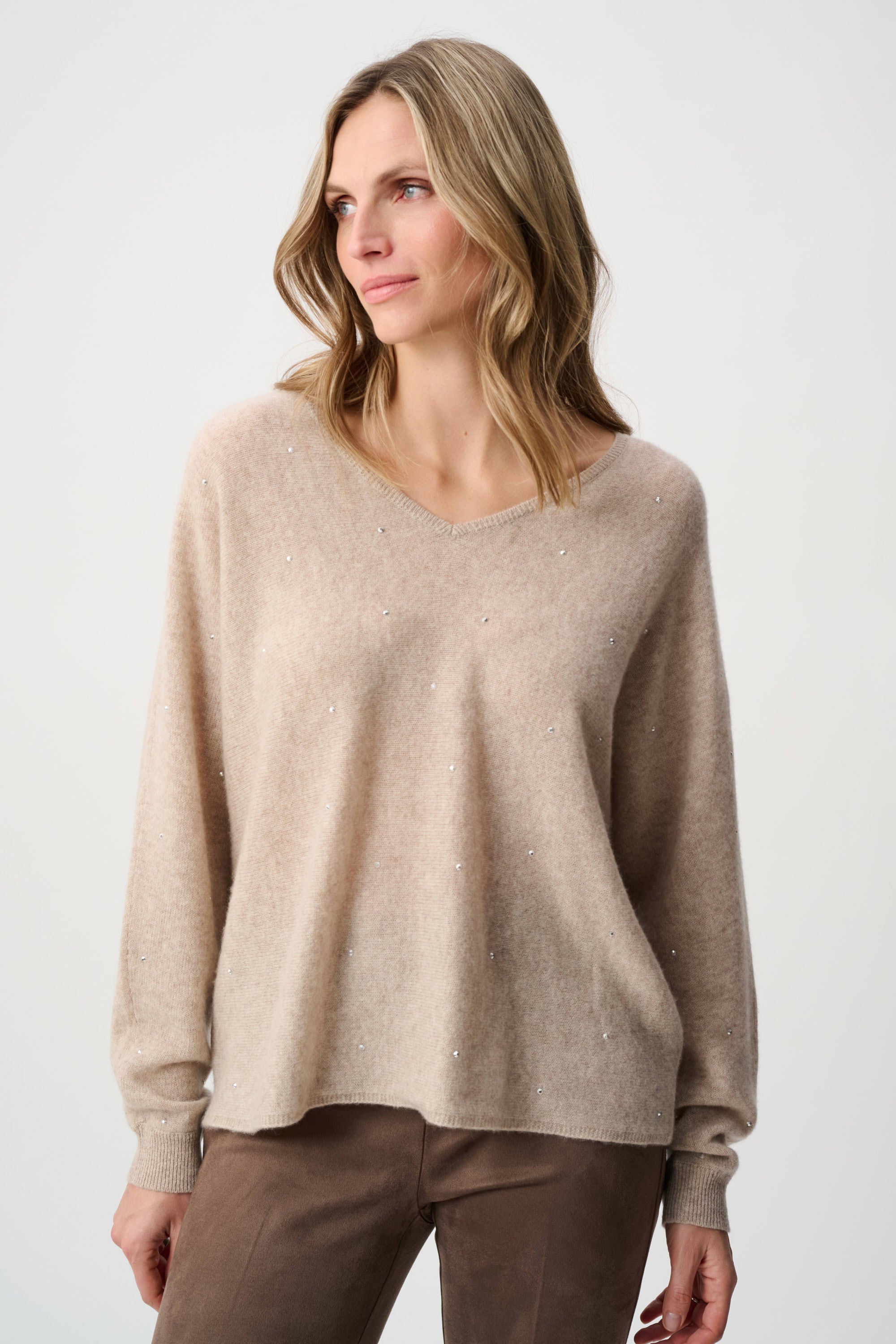Joseph Ribkoff Cashmere Boxy Sweater With Rhinestone Detail
263940 Oatmeal Melange