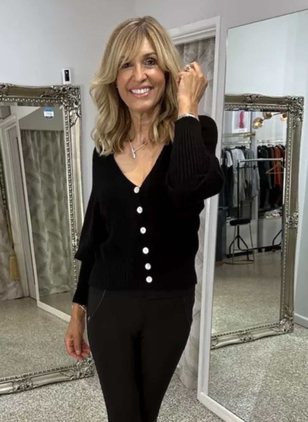 Alpini Fitted Knit Cardigan With Balloon Sleeves in Black One Size