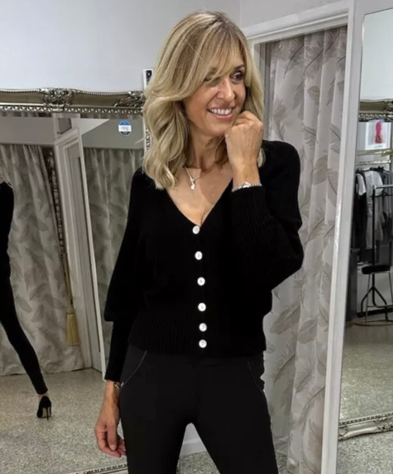 Alpini Fitted Knit Cardigan With Balloon Sleeves in Black One Size