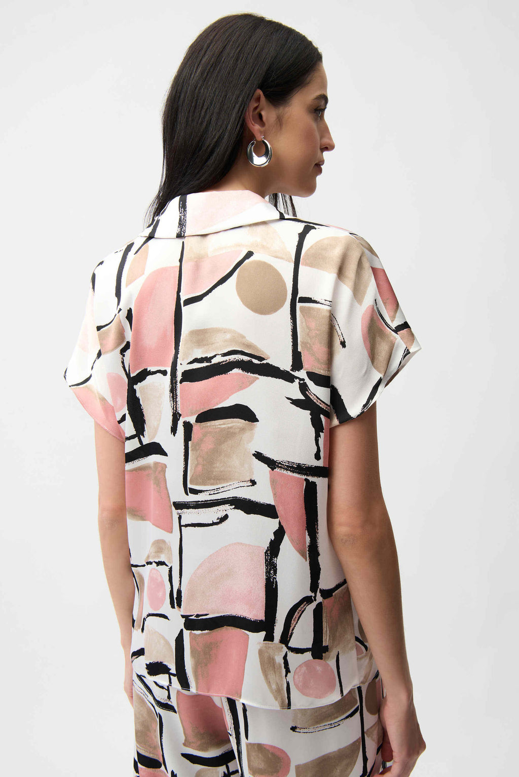 Joseph Ribkoff Recycled Satin Abstract Print Boxy Top With V-necklineline
261308