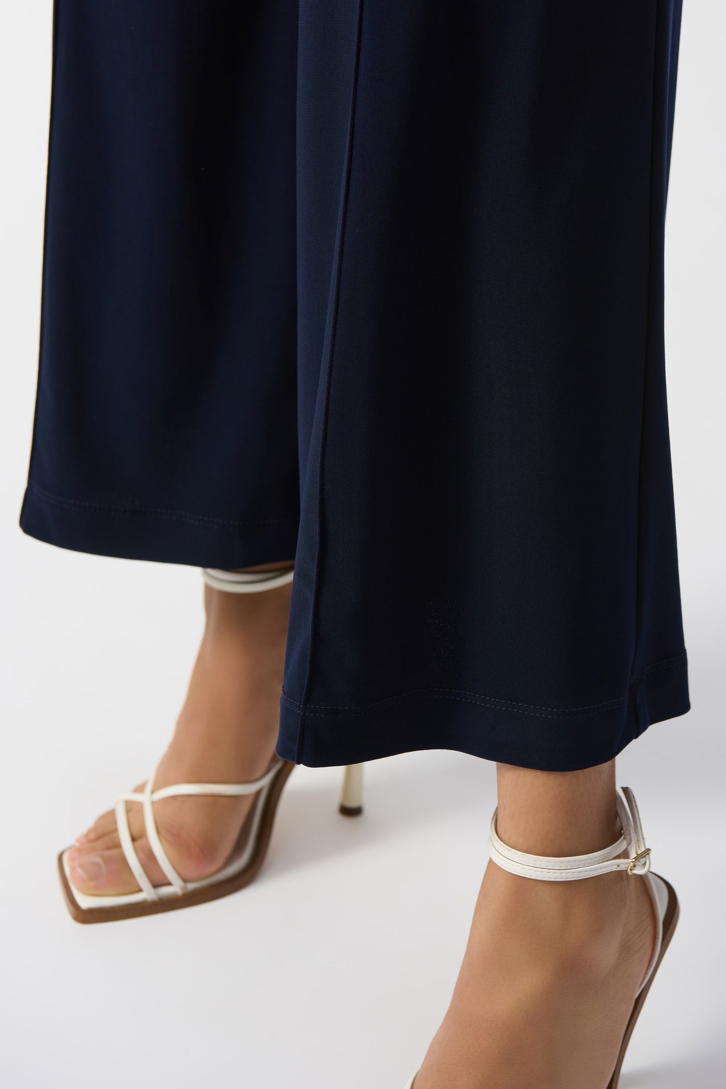Joseph Ribkoff Silky Pull-On Wide-Leg Cullottes
251017