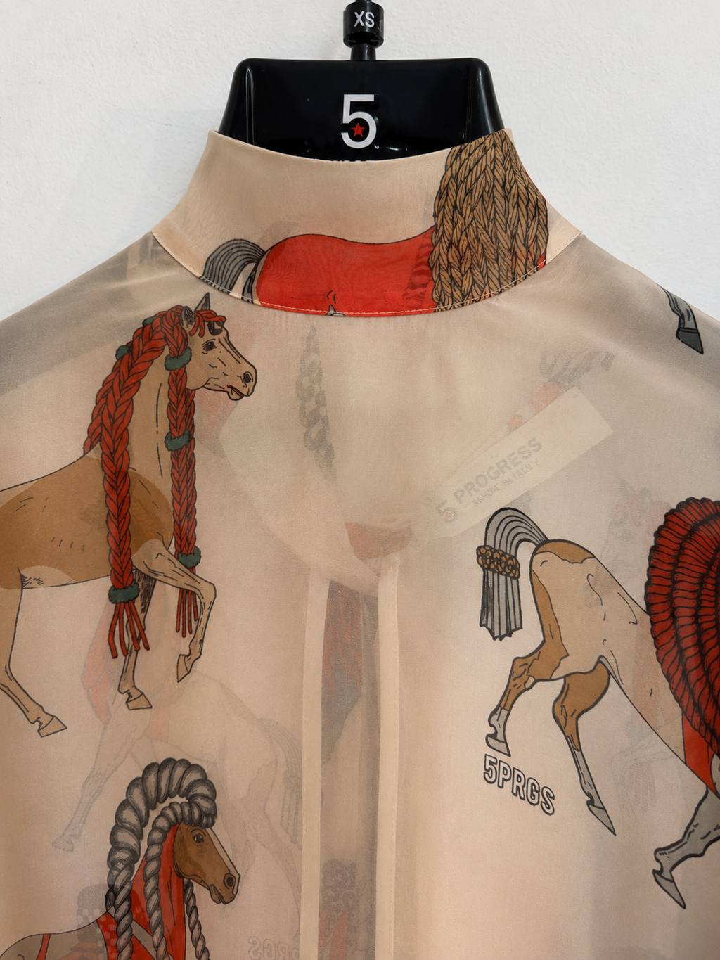 5 Progress Bow Shirt Chiffon – Horses Print