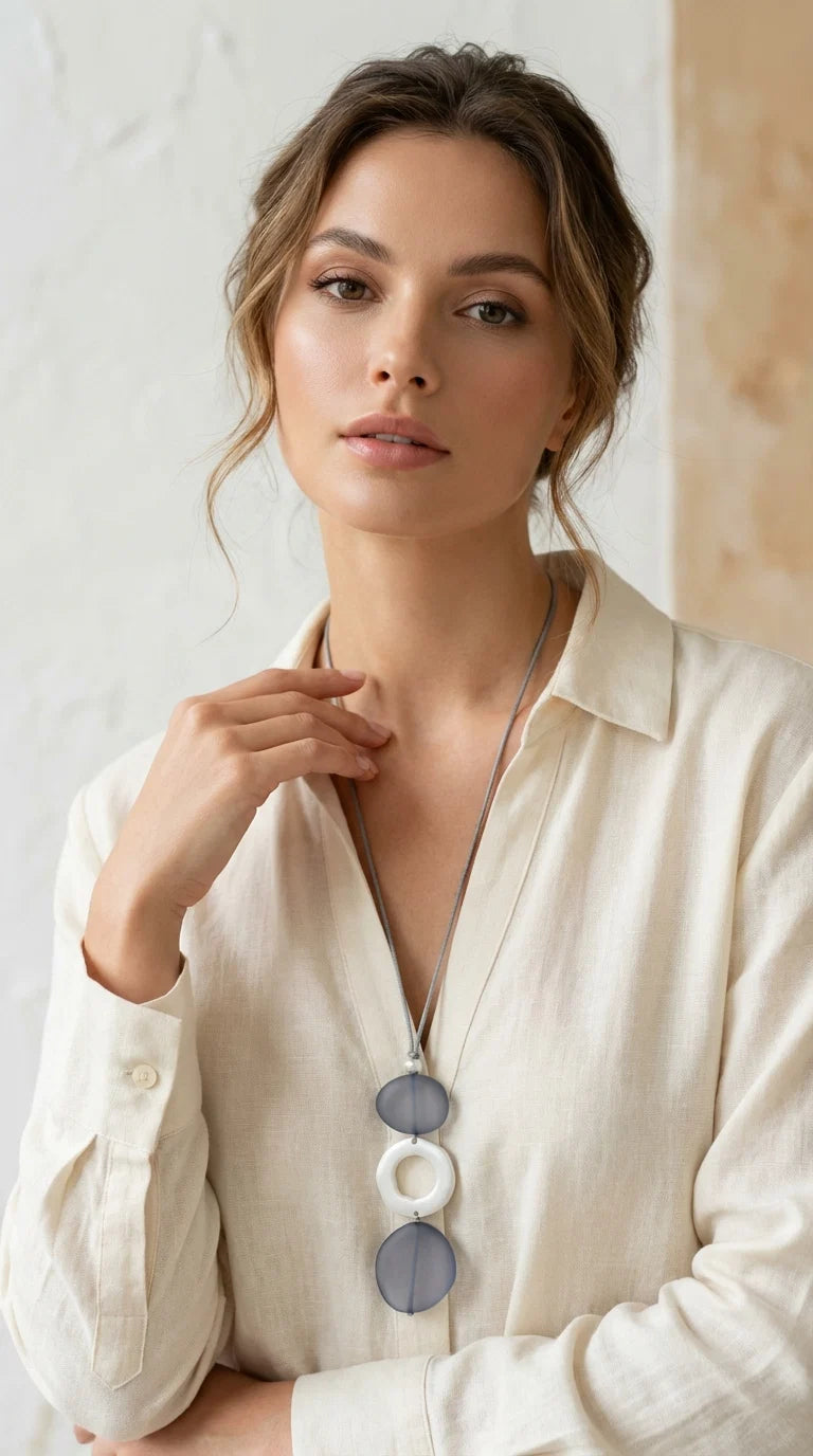 Envy 4736/GR/N/G Grey & White Statement Pendant Necklace