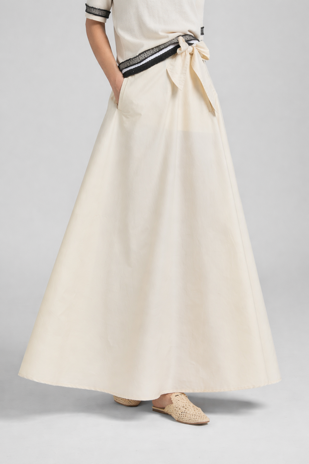 Tricot Chic Long Skirt – Style U311